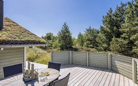 Bruna - 2Km from the Sea: Furniture, Wood, Interior Design, Flooring, Floor, Chair, Room, Ceiling, Living Room, Apartment