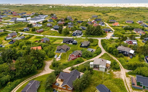 Svenny - 800M from the Sea: Roof, House, Residential Area, Home, Estate, Cottage, Design