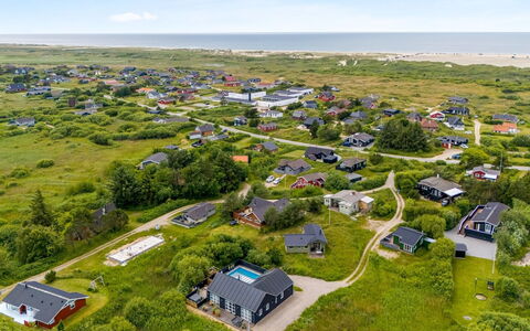 Svenny - 800M from the Sea: Roof, House, Residential Area, Home, Estate, Cottage, Design