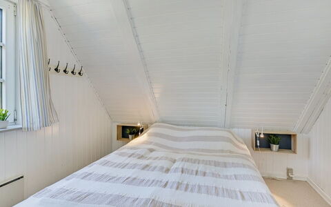 Trana - 2Km from the Sea: Wood, Ceiling, Interior Design, Bedroom, Flooring, Floor, Bed, Lighting, Room, Bedding