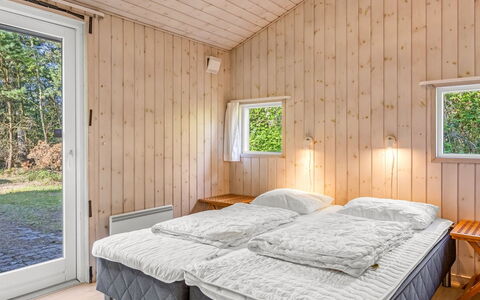 Guthmund - 1Km from the Sea: Apartment, Shade, Balcony, Chair, Fence, Outdoor Furniture, Aluminium, Artificial Turf