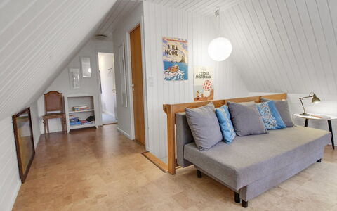 Emilla - 3.8Km from the Sea: Grass, House, Roof, Home, Cottage, Shrub, Land Lot, Rural Area, Farmhouse, Groundcover