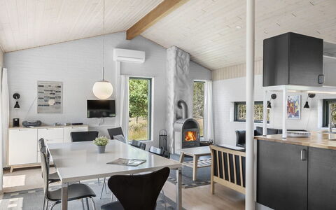 Stojanka - 1Km from the Sea: Interior Design, Flooring, Home Appliance, Floor, Furniture, Ceiling, Room, Living Room, Hearth, Light Fixture