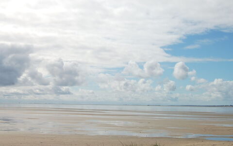 Arnold - 3.3Km from the Sea: Cottage, Shed, Hut, Farmhouse, Prairie, Shack, Barn, Log Cabin, Garden Buildings