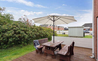 Edly - 2.3Km from the Sea