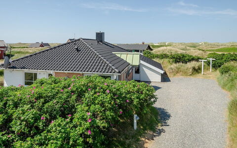 Nyssa - 350M from the Sea: Thatching, Cottage, House, Roof, Home, Farmhouse, Hut, Estate, Village