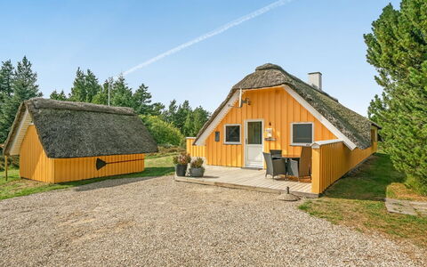 Wale - 3.3Km from the Sea: Roof, House, Land Lot, Home, Cottage, Estate, Garden Buildings, Shade, Log Cabin, Landscaping
