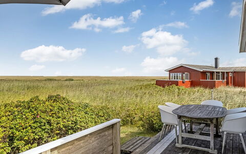 Hermoth - 300M from the Sea: Home, Land Lot, Cottage, Estate, Porch, Hardwood, Chair, Farmhouse, Prairie, Yard