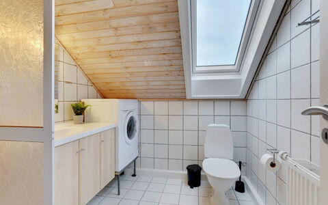 Paula - 2.3Km from the Sea: Flooring, Floor, Wood, Plumbing Fixture, Ceiling, Interior Design, Plumbing, Bathroom, Room, Tile