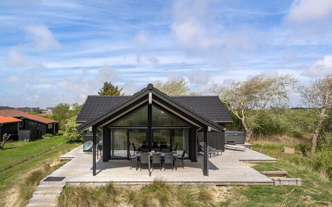 Gubbe - 500M from the Sea: Cottage, Home, House, Roof, Porch, Estate, Siding, Garden Buildings, Farmhouse, Yard