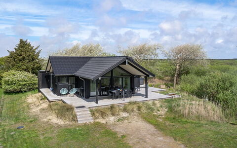 Gubbe - 500M from the Sea: Cottage, Home, House, Roof, Porch, Estate, Siding, Garden Buildings, Farmhouse, Yard