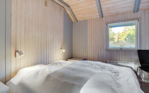 Gunlög - 3.1Km from the Sea: Wood, Bedroom, Ceiling, Bed Sheet, Floor, Bedding, Bed, Home, Flooring, Bed Frame