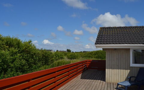 Arnkil - 700M from the Sea: Shrub, Urban Design, Groundcover, Brick, Apartment, Estate, Brickwork, Balcony, Landscaping