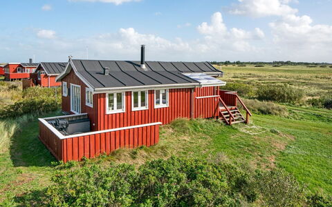 Mortensen - 350M from the Sea: Cottage, Shed, Hut, Farmhouse, Prairie, Shack, Barn, Log Cabin, Garden Buildings