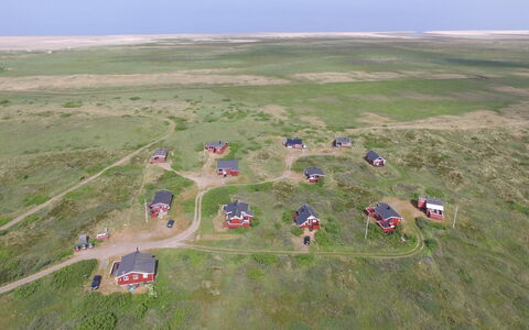 Mortensen - 350M from the Sea: Cottage, Shed, Hut, Farmhouse, Prairie, Shack, Barn, Log Cabin, Garden Buildings