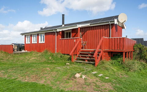 Mortensen - 350M from the Sea: Cottage, Shed, Hut, Farmhouse, Prairie, Shack, Barn, Log Cabin, Garden Buildings