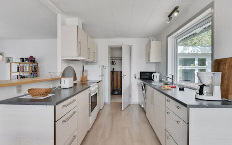 Sylvie - 1.5Km from the Sea: Apartment, Shade, Balcony, Chair, Fence, Outdoor Furniture, Aluminium, Artificial Turf