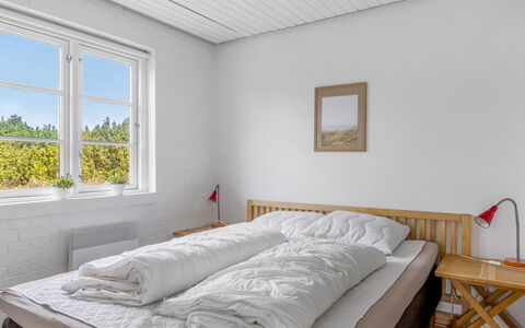 Amaja - 1.9Km from the Sea: Bedroom, Bed, Wood, Bedding, Bed Sheet, Interior Design, Floor, Flooring, Ceiling, Bed Frame