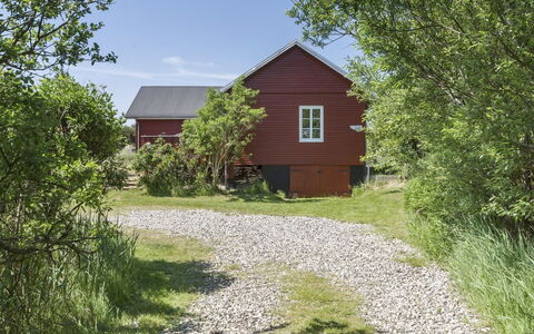 Ahnandia - 500M from the Sea: House, Roof, Home, Cottage, Shed, Garden Buildings, Siding, Yard, Log Cabin, Hut