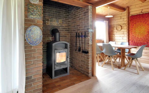 Antoni - 800M from the Sea: Cottage, Shed, Hut, Farmhouse, Prairie, Shack, Barn, Log Cabin, Garden Buildings