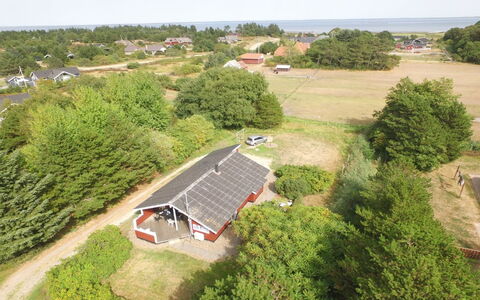 Vivan - 3.8Km from the Sea: Roof, House, Landscape, Home, Rural Area, Land Lot, Human Settlement, Cottage, Estate, Village