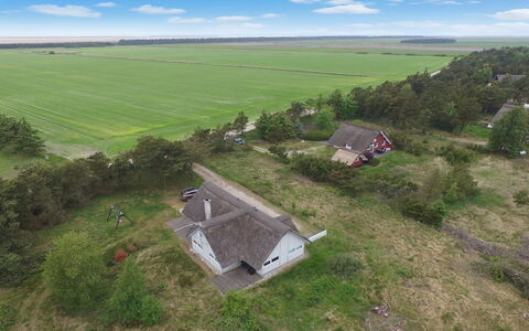 Almina - 1Km from the Sea: Grassland, Plain, Ecoregion, Landscape, Field, Land Lot, Rural Area, Human Settlement, Aerial Photography