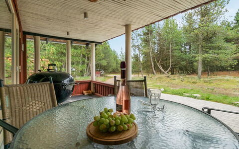 Nandolf - 3.5Km from the Sea: Grass, House, Roof, Home, Cottage, Shrub, Land Lot, Rural Area, Farmhouse, Groundcover