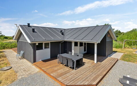 Athalia - 2.4Km from the Sea: Building, House, Window, Home, Roof, Residential Area, Shrub, Cottage, Land Lot