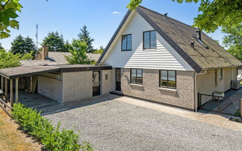 Marka - 2.5Km from the Sea: Building, Roof, House, Home, Residential Area, Cottage, Siding, Estate, Door, Farmhouse