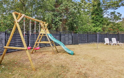 Marka - 2.5Km from the Sea