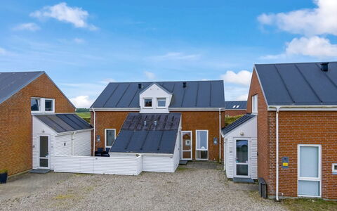 Reija - 2.3Km from the Sea: Cottage, Garden, Siding, Garden Buildings, Shade, Yard, Backyard, Lawn, Farmhouse, Landscaping