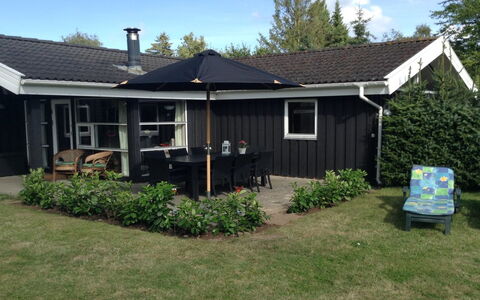 Sena - 250M from the Sea: Wood, House, Cottage, Home, Roof, Rural Area, Siding, Log Cabin, Garden Buildings, Hardwood