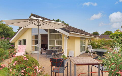 Lilia - 900M from the Sea: House, Home, Roof, Cottage, Land Lot, Estate, Farmhouse, Village, Farm