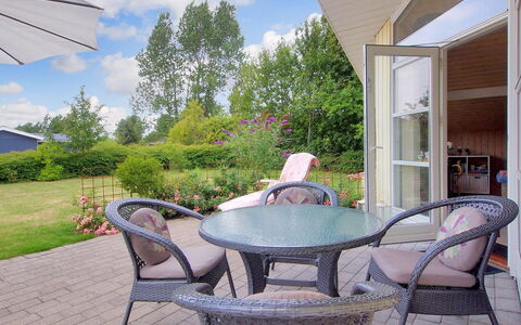 Lilia - 900M from the Sea: House, Home, Roof, Cottage, Land Lot, Estate, Farmhouse, Village, Farm