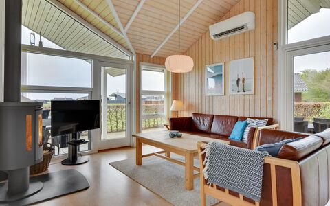 Deline - 250M from the Sea