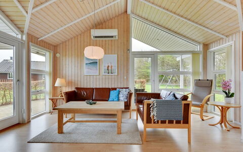 Deline - 250M from the Sea: Wood, Interior Design, Flooring, Ceiling, Floor, Home, Furniture, Living Room, Couch, Door