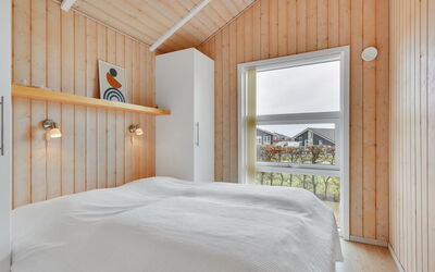 Deline - 250M from the Sea