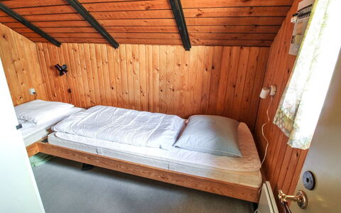 Keijo - 1.5Km from the Sea: Bed, Bedroom, Wood, Flooring, Floor, Furniture, Bed Sheet, Bedding, Ceiling, Bed Frame