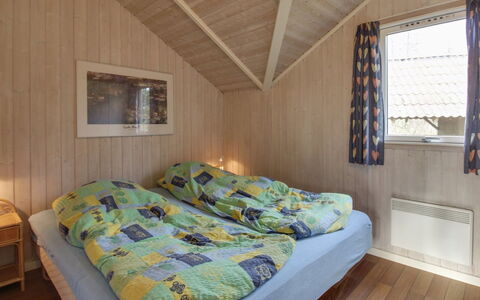 Eline - 1.5Km from the Sea: Wood, Home, House, Bedroom, Floor, Hardwood, Cottage, Bed, Wood Stain, Bed Sheet