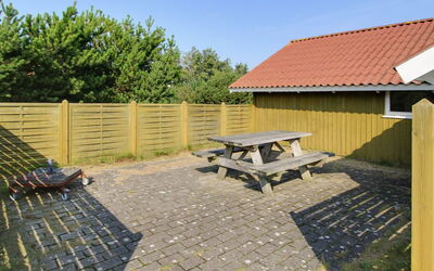 Eline - 1.5Km from the Sea
