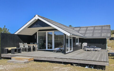 Morlin - 2Km from the Sea: House, Roof, Home, Cottage, Shade, Plank, Siding, Hut