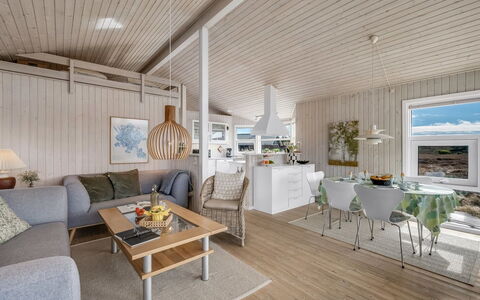 Ferdine - 1.5Km from the Sea: Wood, Flooring, Floor, Home, Interior Design, Ceiling, Wood Flooring, Hardwood, Plank, Living Room