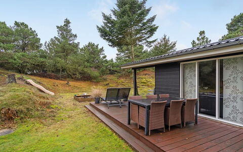 France - 1.1Km from the Sea: Roof, Land Lot, Cottage, Home, Rural Area, Shed, Siding, Garden Buildings, Log Cabin, Hut