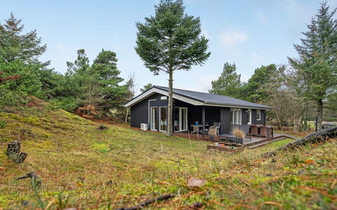 France - 1.1Km from the Sea: Roof, Land Lot, Cottage, Home, Rural Area, Shed, Siding, Garden Buildings, Log Cabin, Hut
