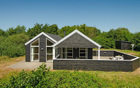 Erich - 1.8Km from the Sea: House, Roof, Home, Cottage, Estate, Farmhouse, Villa, Porch, Siding