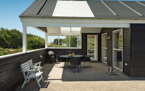 Erich - 1.8Km from the Sea: House, Roof, Home, Cottage, Estate, Farmhouse, Villa, Porch, Siding