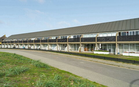 Iliane - 100M from the Sea: Shrub, Urban Design, Groundcover, Brick, Apartment, Estate, Brickwork, Balcony, Landscaping
