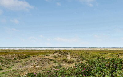 Iliane - 100M from the Sea