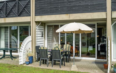 Iliane - 100M from the Sea