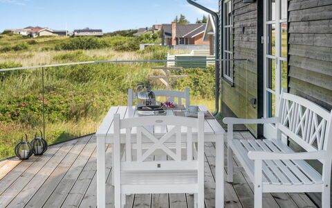 Ortwin - 300M from the Sea: Grass, House, Roof, Home, Cottage, Shrub, Land Lot, Rural Area, Farmhouse, Groundcover